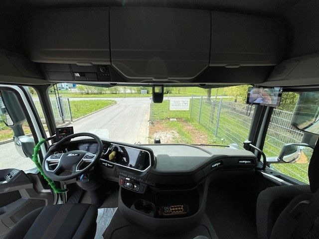 Hook lift truck DAF FAN XF 480 NGD: picture 18