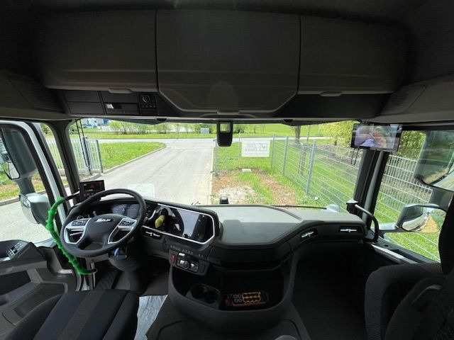 Hook lift truck DAF FAN XF 480 NGD: picture 14