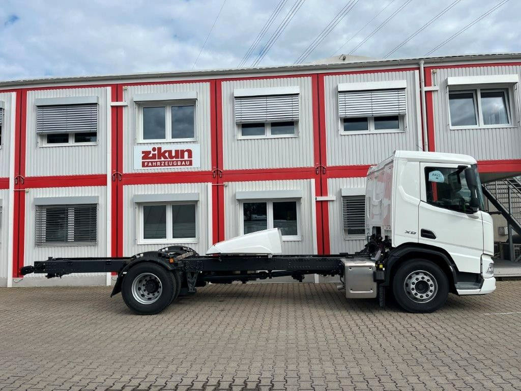 DAF XD 370 Fahrgestell - Cab chassis truck: picture 2 DAF XD 370 Fahrgestell - Cab chassis truck: picture 2