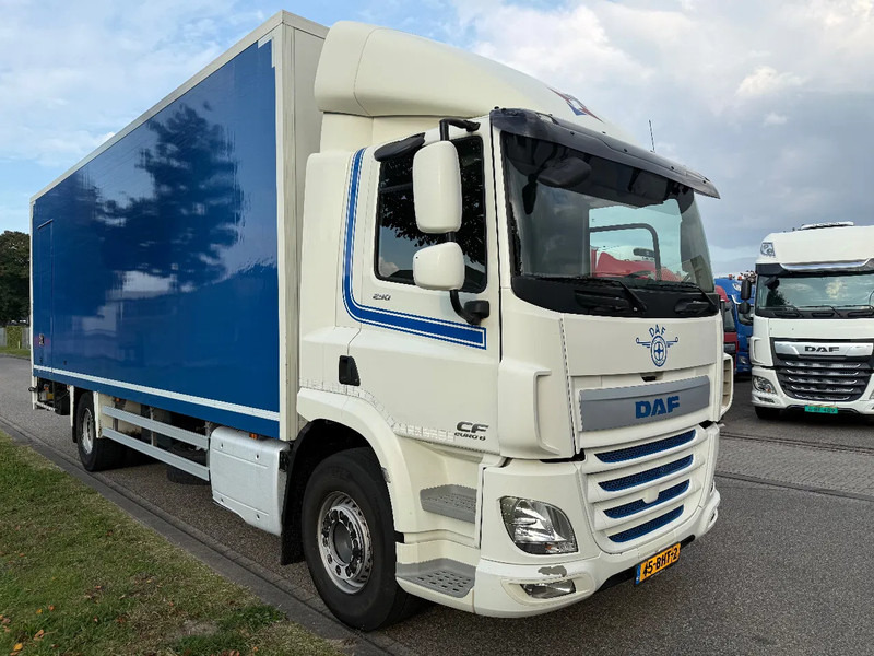 DAF CF 290 2016 - Box truck: picture 2 DAF CF 290 2016 - Box truck: picture 2
