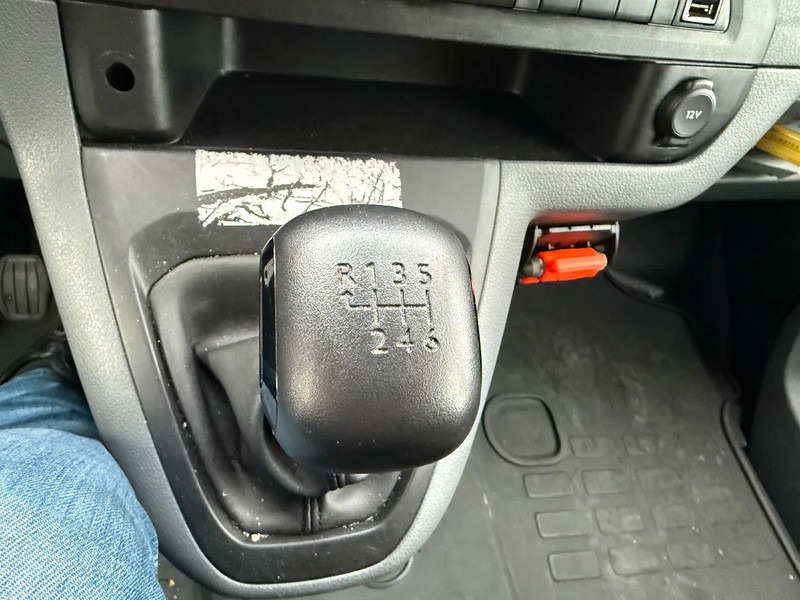 Small van Opel Vivaro L2,H1 2022 bj 2.0 cdti: picture 15 Small van Opel Vivaro L2,H1 2022 bj 2.0 cdti: picture 15