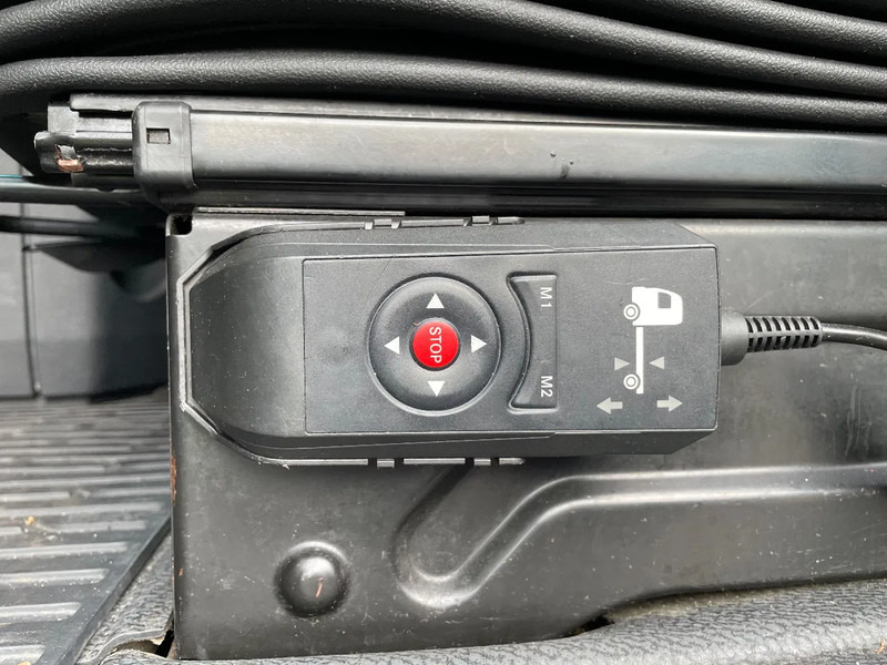 Tractor unit Mercedes-Benz Actros 1943 full adr 2017 only 695.000 km: picture 11
