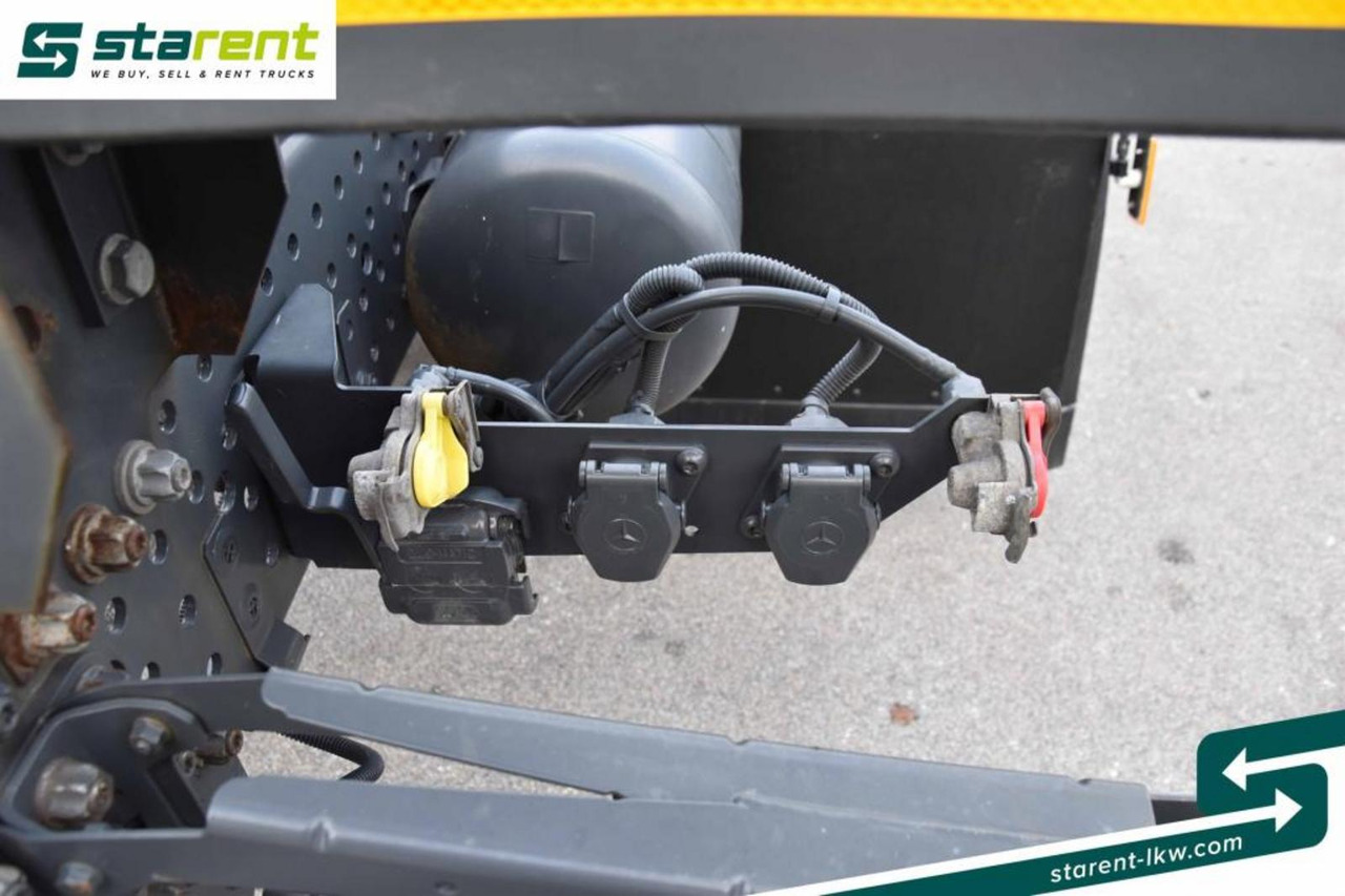 Container transporter/ Swap body truck Mercedes Benz Actros 2645L Retarder Mirror Cam NAVI Liftachse: picture 11