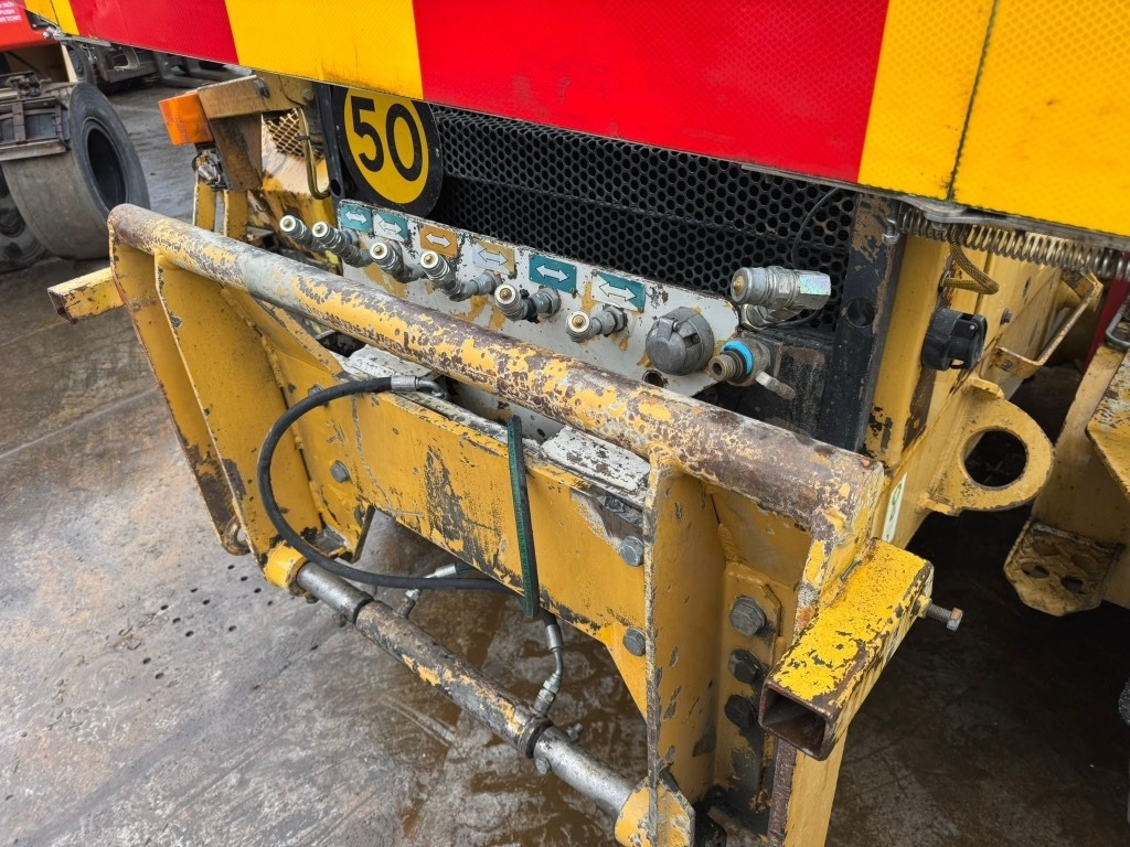 Grader CAT 140 H: picture 11