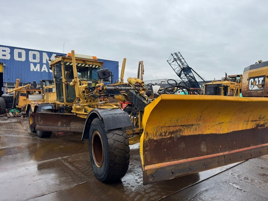 Grader CAT 140 H: picture 7
