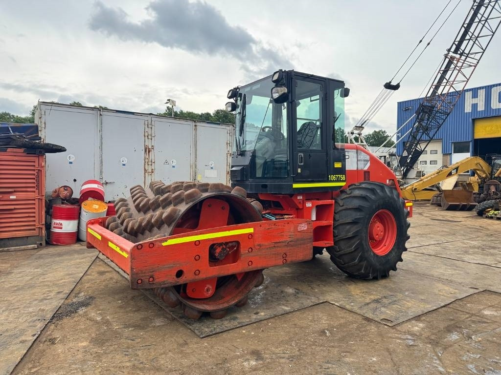 CAT CP 533 E - Compactor: picture 2 CAT CP 533 E - Compactor: picture 2
