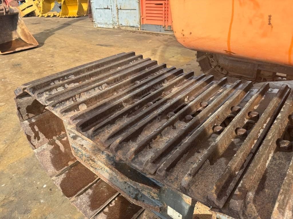 Excavator Doosan DX 300 LC ( 4.690 original hours 18M long reach ): picture 14 Excavator Doosan DX 300 LC ( 4.690 original hours 18M long reach ): picture 14