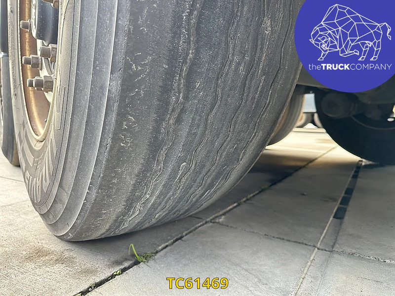 Curtainsider semi-trailer Fruehauf: picture 13