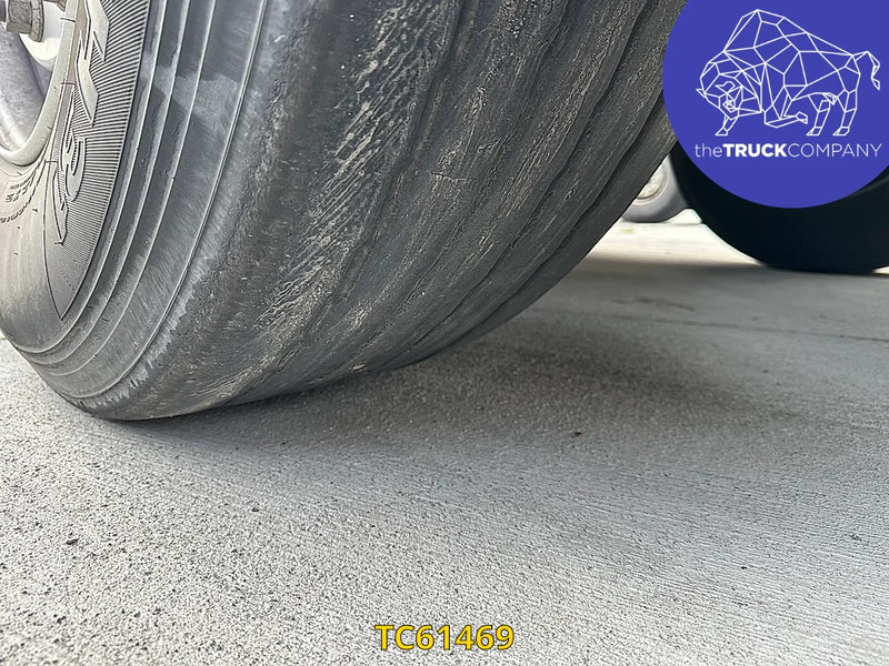 Curtainsider semi-trailer Fruehauf: picture 11