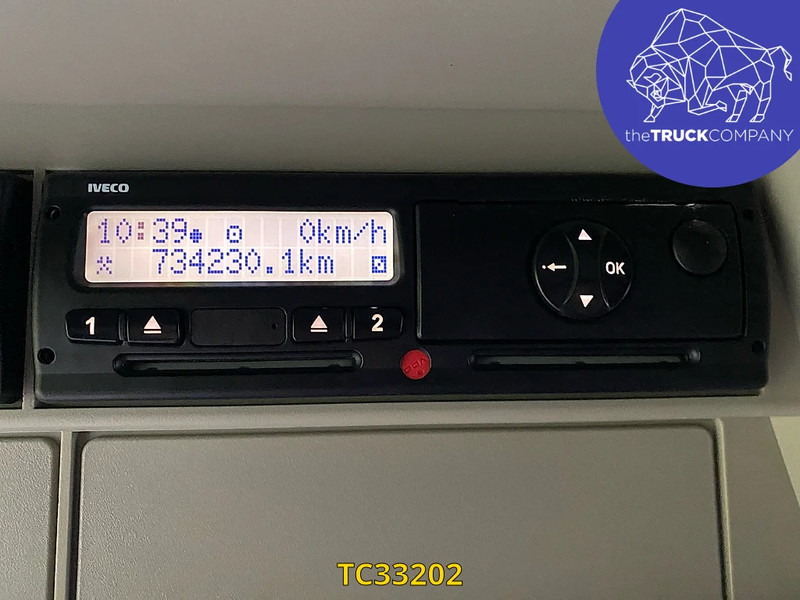 Iveco Stralis 420 - Curtainsider truck: picture 3 Iveco Stralis 420 - Curtainsider truck: picture 3