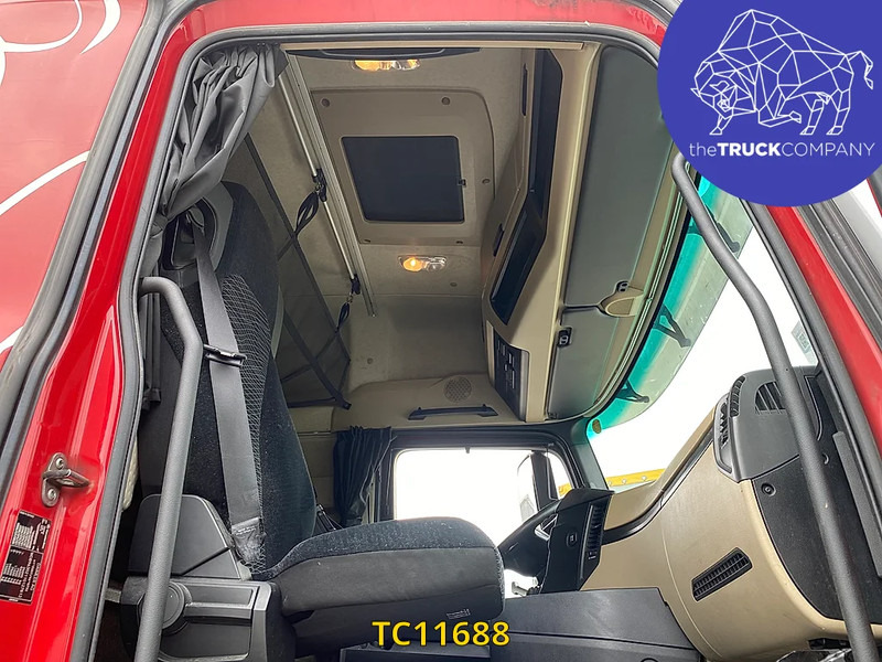 Mercedes-Benz Actros 2648 - Curtainsider truck: picture 5 Mercedes-Benz Actros 2648 - Curtainsider truck: picture 5