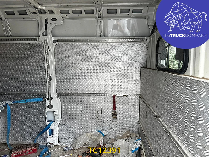 Peugeot Boxer L3H2 - Panel van: picture 4 Peugeot Boxer L3H2 - Panel van: picture 4
