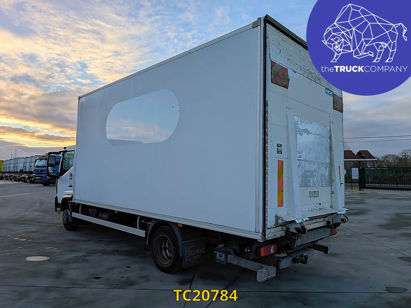 Renault D 180 - Box truck: picture 3 Renault D 180 - Box truck: picture 3