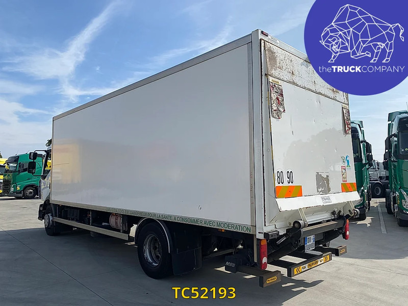 Renault D 210 - Box truck: picture 2 Renault D 210 - Box truck: picture 2