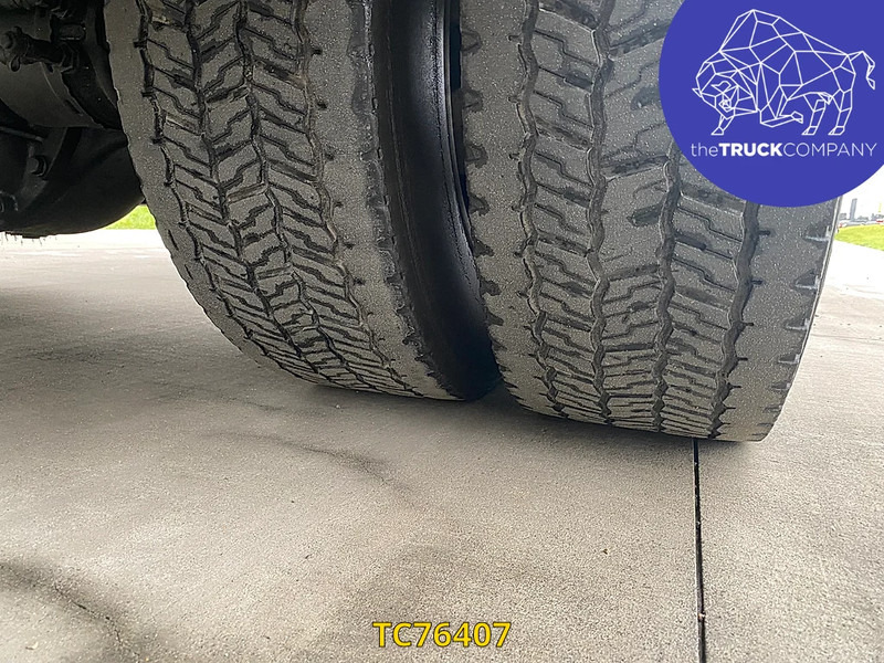 Refrigerator truck Renault D 210: picture 7