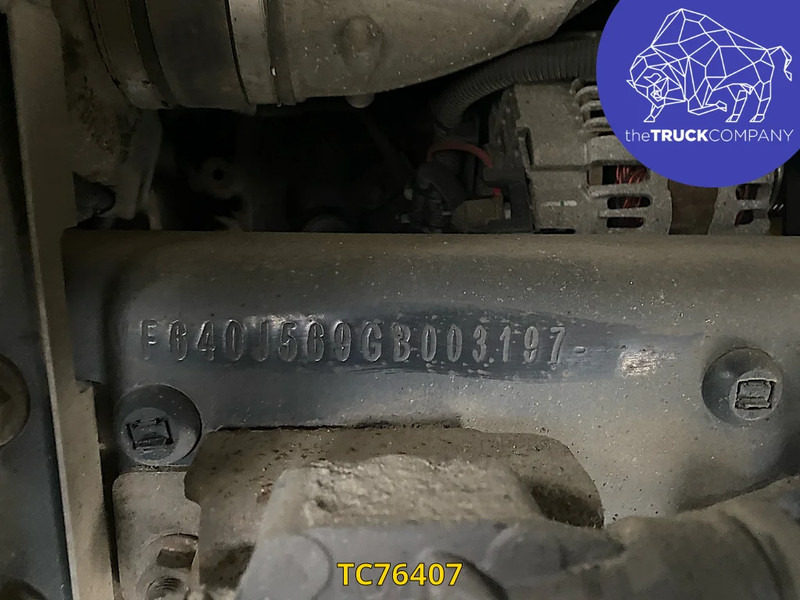 Refrigerator truck Renault D 210: picture 12