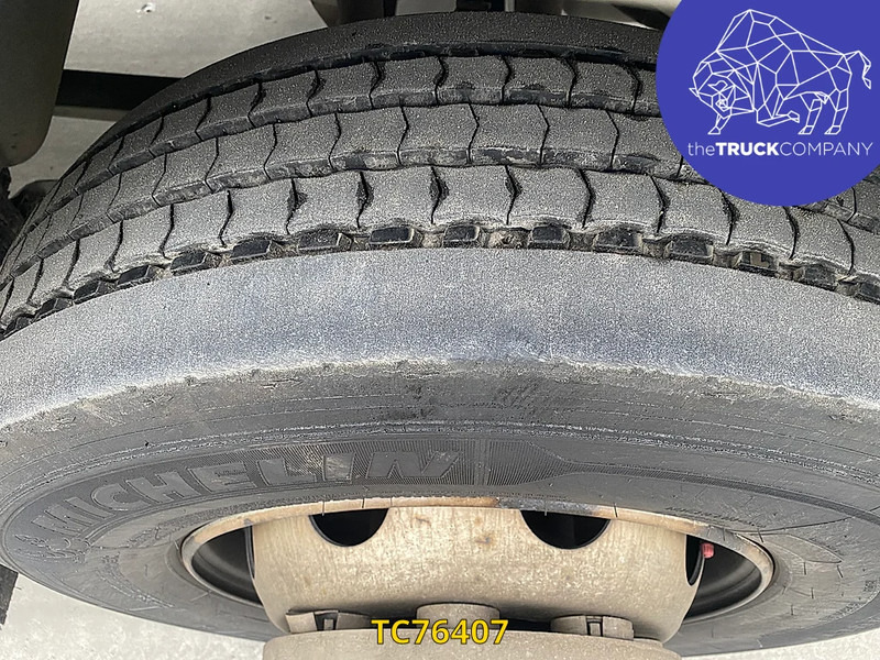 Renault D 210 - Refrigerator truck: picture 2 Renault D 210 - Refrigerator truck: picture 2