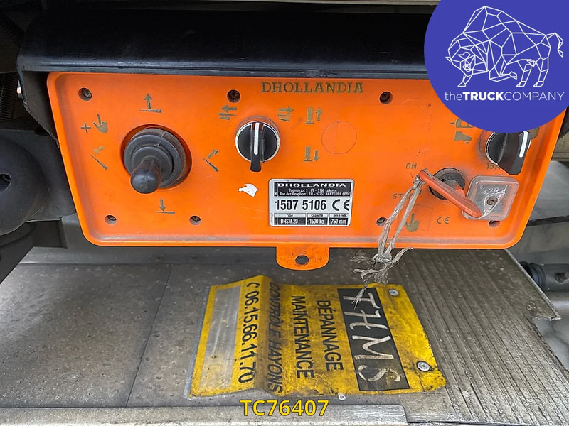 Refrigerator truck Renault D 210: picture 13