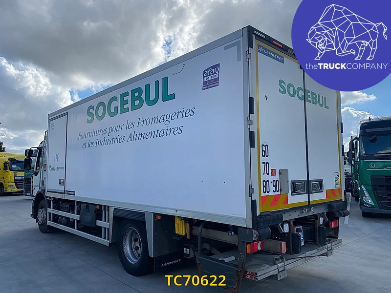 Renault D 320 - Box truck: picture 2 Renault D 320 - Box truck: picture 2