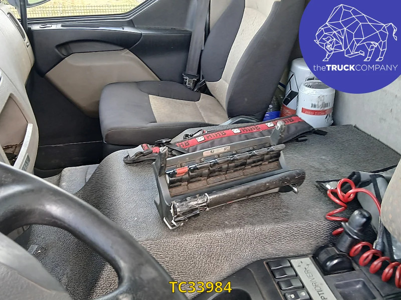 Renault Kerax 380 - Dropside/ Flatbed truck: picture 3 Renault Kerax 380 - Dropside/ Flatbed truck: picture 3