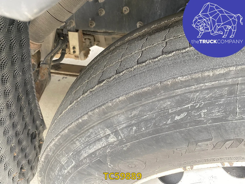 Tractor unit Renault T 460: picture 13