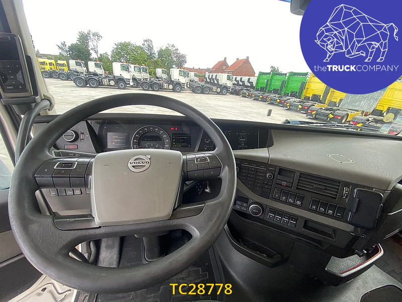 Volvo FH 460 - Tractor unit: picture 5 Volvo FH 460 - Tractor unit: picture 5