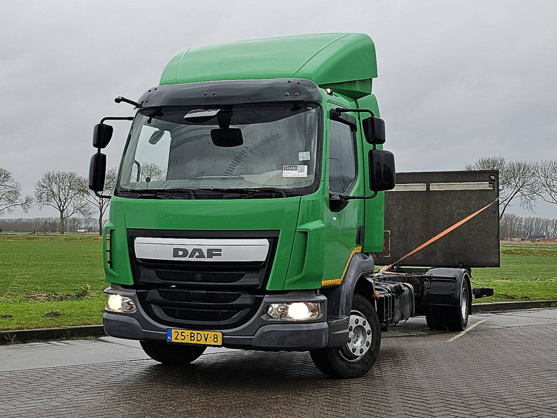 DAF LF 180 11.9T WB 500 - Cab chassis truck: picture 1 DAF LF 180 11.9T WB 500 - Cab chassis truck: picture 1