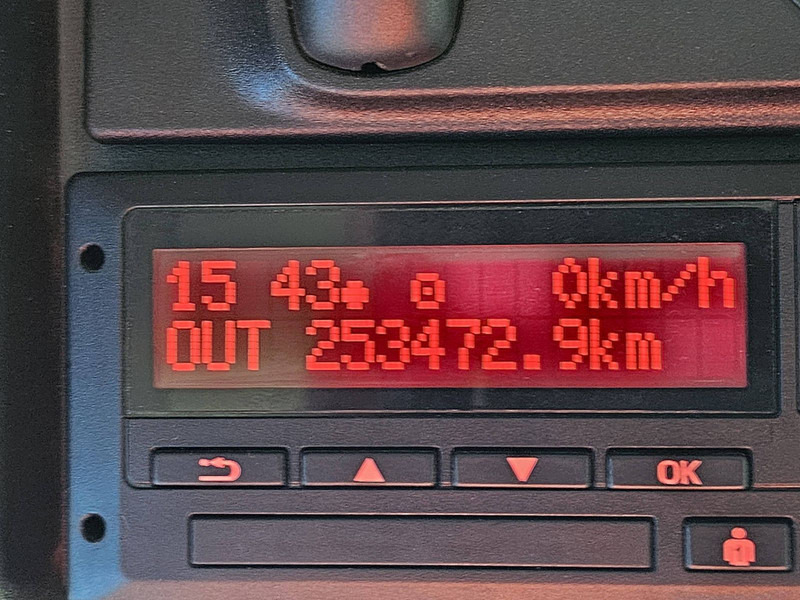 DAF LF 210 7.49T AIRCO LIFT leasing DAF LF 210 7.49T AIRCO LIFT: picture 8