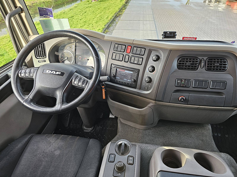 Interior photo 1: DAF LF 210 7.49T AIRCO LIFT leasing DAF LF 210 7.49T AIRCO LIFT