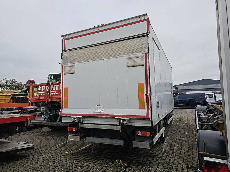 Iveco 120E22 EUROCARGO - Box truck: picture 3 Iveco 120E22 EUROCARGO - Box truck: picture 3
