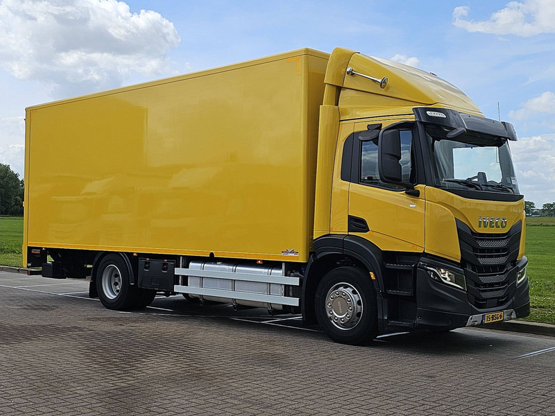 Iveco S-WAY AD190S33 TAILLIFT AIRCO - Box truck: picture 5 Iveco S-WAY AD190S33 TAILLIFT AIRCO - Box truck: picture 5