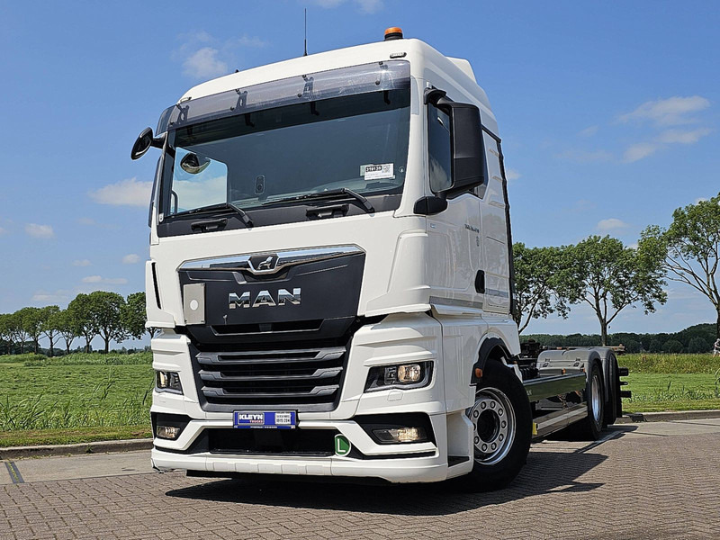 MAN 26.470 TGX - Container transporter/ Swap body truck: picture 1 MAN 26.470 TGX - Container transporter/ Swap body truck: picture 1