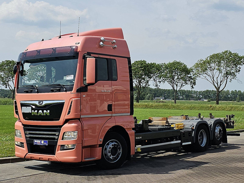 MAN 26.470 TGX XLX 6X2-4 321TKM INT - Container transporter/ Swap body truck: picture 2 MAN 26.470 TGX XLX 6X2-4 321TKM INT - Container transporter/ Swap body truck: picture 2