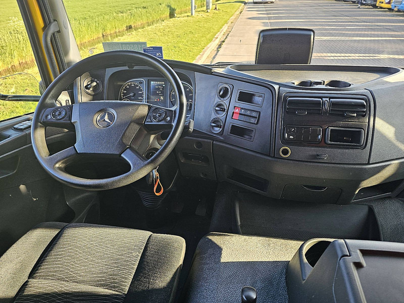 Refrigerator truck Mercedes-Benz ATEGO 824 CARRIER AIRCO LIFT: picture 8 Refrigerator truck Mercedes-Benz ATEGO 824 CARRIER AIRCO LIFT: picture 8