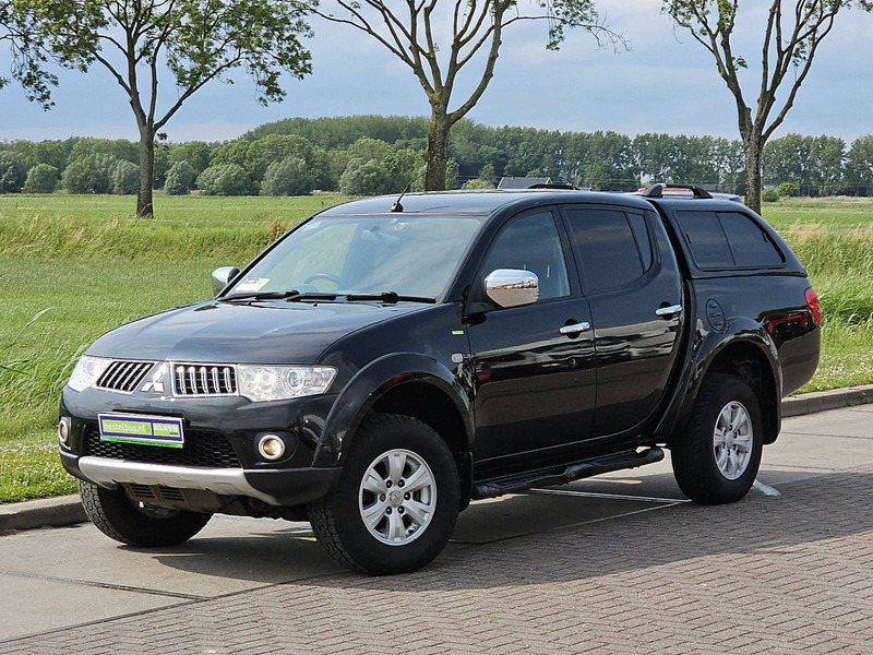 Mitsubishi L200 2.5 clima 4X4 RHD - Pickup truck: picture 2 Mitsubishi L200 2.5 clima 4X4 RHD - Pickup truck: picture 2