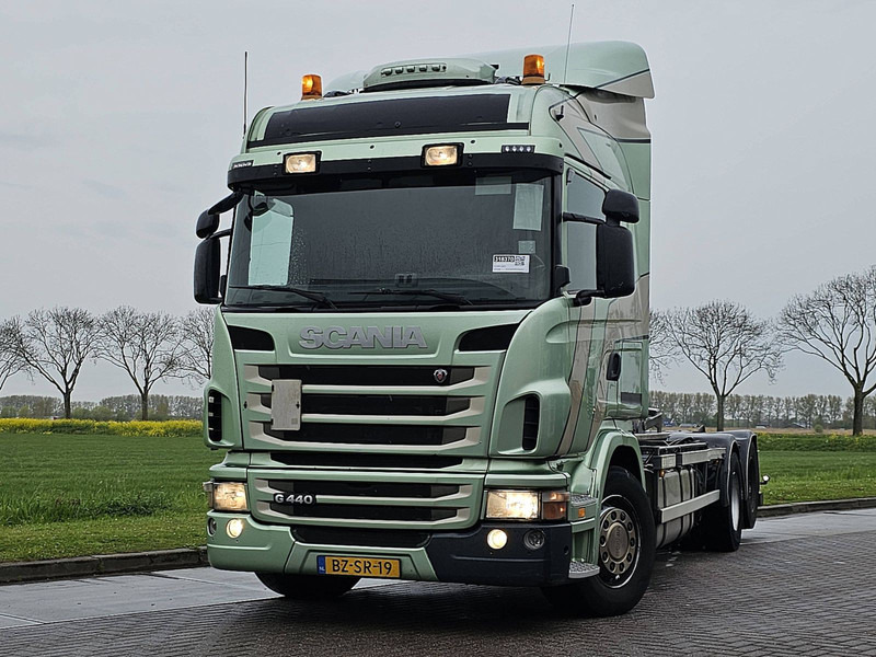 Scania G440 - Hook lift truck: picture 1 Scania G440 - Hook lift truck: picture 1