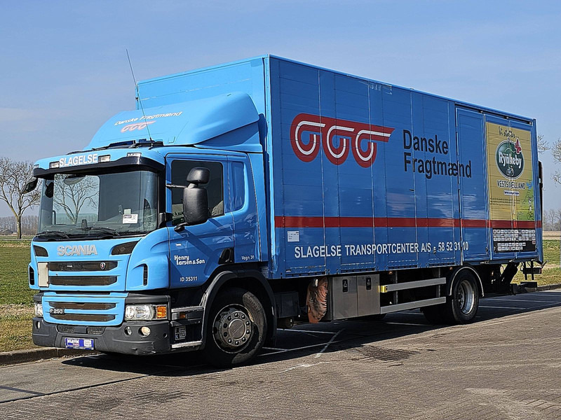 Scania P250 - Box truck: picture 2 Scania P250 - Box truck: picture 2