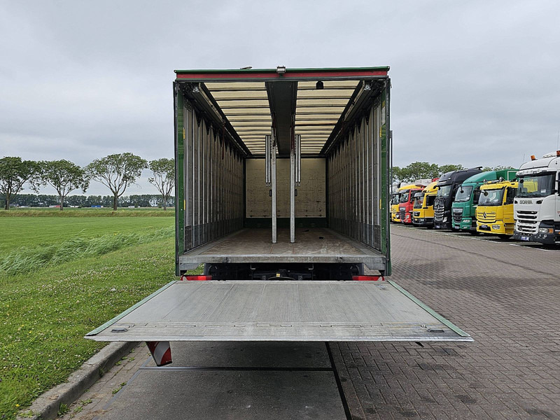 Curtainsider truck Scania P320: picture 11