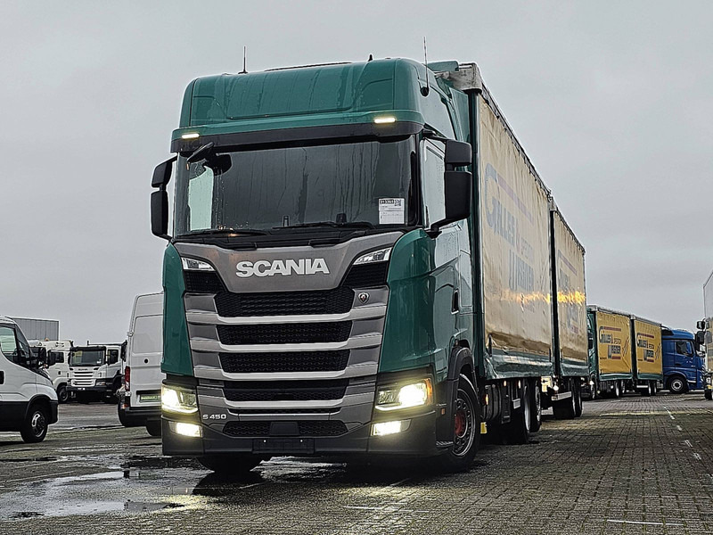 Scania S450 6x2*4 - Curtainsider truck: picture 1 Scania S450 6x2*4 - Curtainsider truck: picture 1