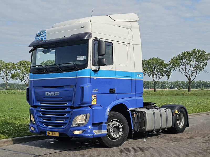 DAF XF 440 - Tractor unit: picture 2 DAF XF 440 - Tractor unit: picture 2