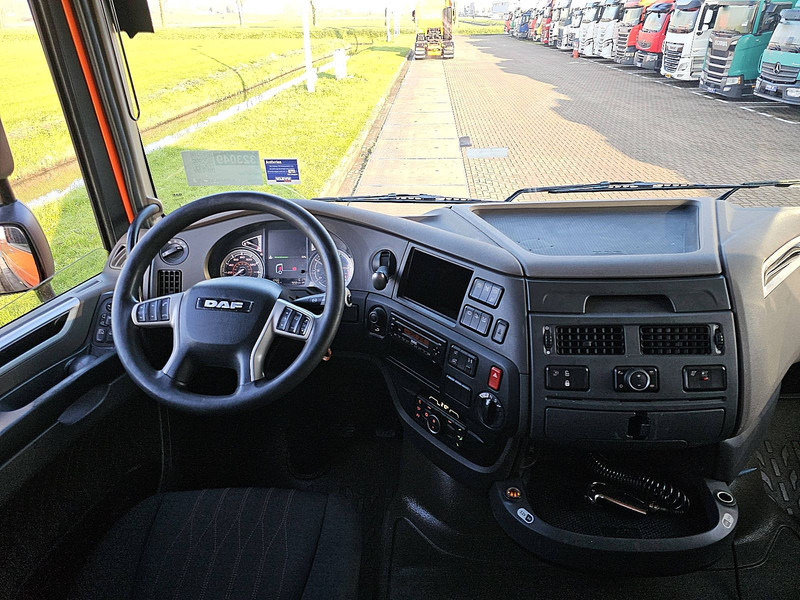 Tractor unit DAF XF 450: picture 8
