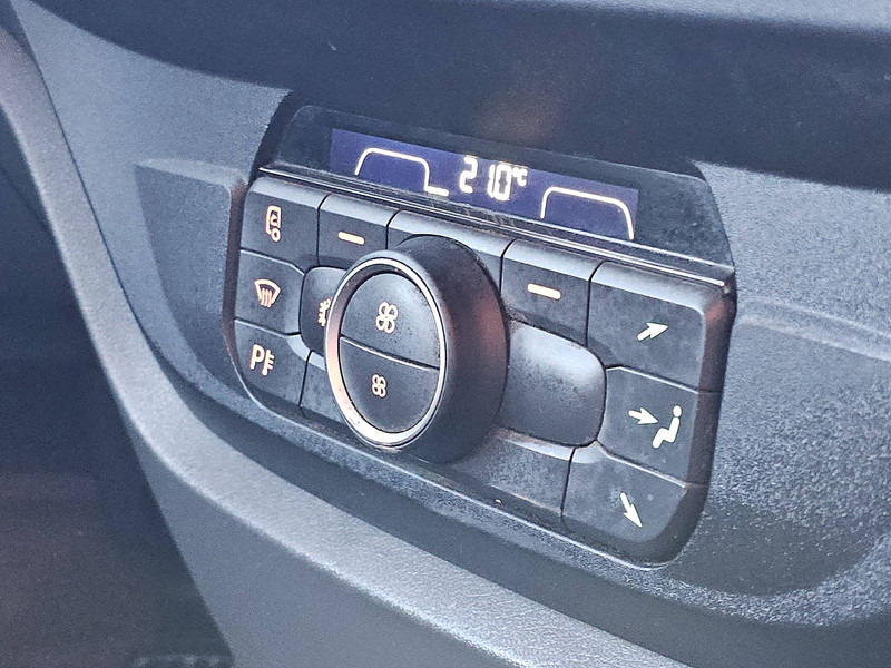 Tractor unit DAF XF 450: picture 10