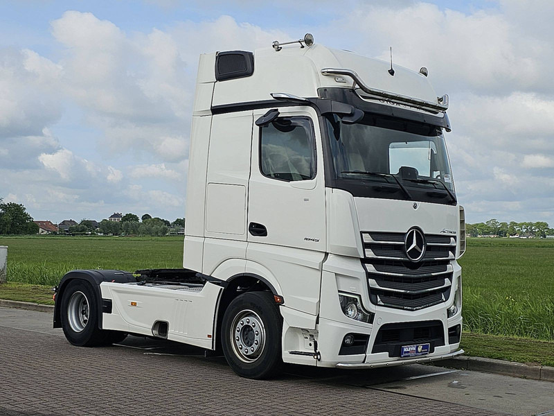 Mercedes-Benz ACTROS 1845 LS GIGASP. RETARDER - Tractor unit: picture 5 Mercedes-Benz ACTROS 1845 LS GIGASP. RETARDER - Tractor unit: picture 5