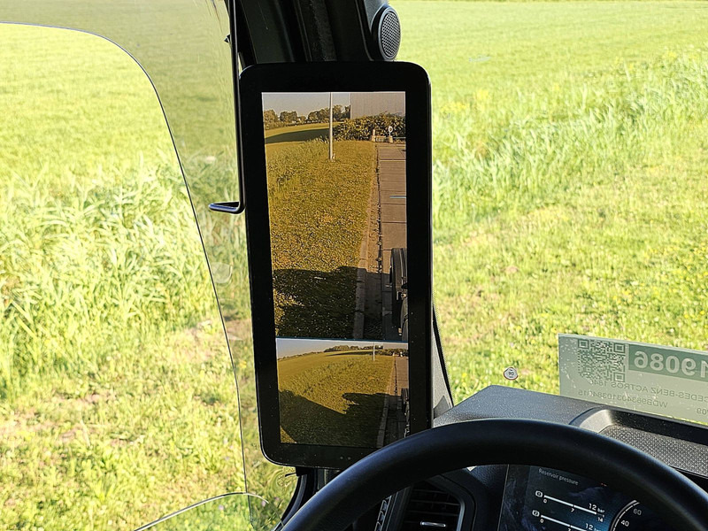 Tractor unit Mercedes-Benz ACTROS 1846 4X4 HAD PTO+HYDR.: picture 12 Tractor unit Mercedes-Benz ACTROS 1846 4X4 HAD PTO+HYDR.: picture 12