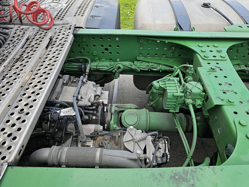 Tractor unit Mercedes-Benz ACTROS 1848 LS MP5 RETARDER: picture 15