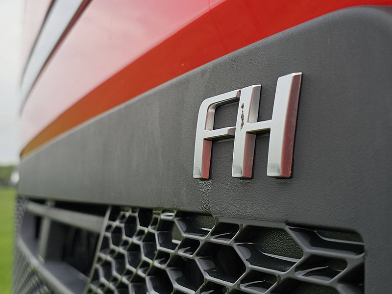 Tractor unit Volvo FH 460: picture 16