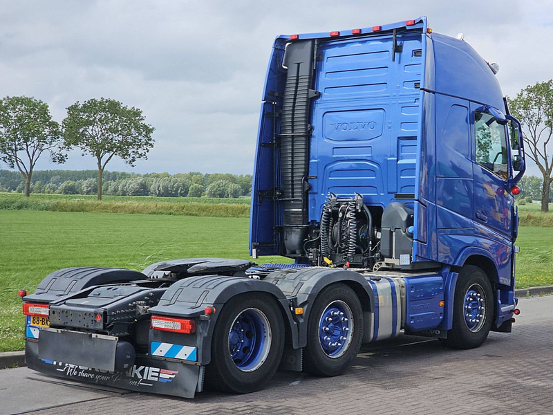 Volvo FH 460 XL 6X2 SPECIAL SHOW - Tractor unit: picture 3 Volvo FH 460 XL 6X2 SPECIAL SHOW - Tractor unit: picture 3