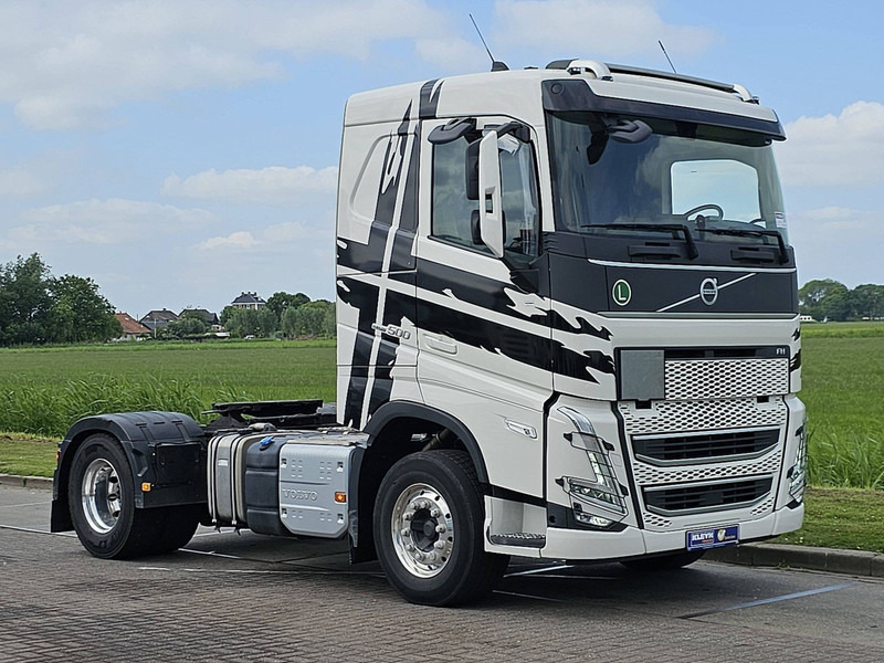 Volvo FH 500 LOW ROOF PTP+HYDR. - Tractor unit: picture 5 Volvo FH 500 LOW ROOF PTP+HYDR. - Tractor unit: picture 5