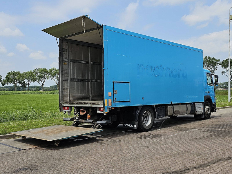 Volvo FM 370 19.5T DOORS LIFT AC - Box truck: picture 3 Volvo FM 370 19.5T DOORS LIFT AC - Box truck: picture 3