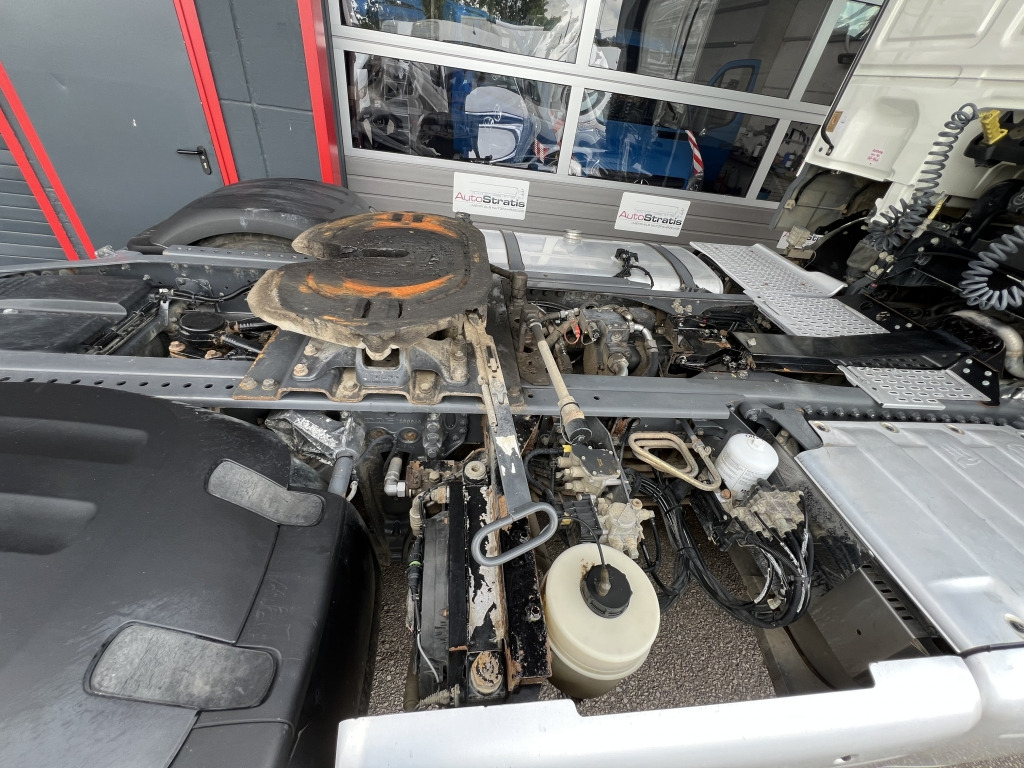 Tractor unit Daf XF 510 4x4 Hydrodrive Orig.479`Km Alu Retarder: picture 14 Tractor unit Daf XF 510 4x4 Hydrodrive Orig.479`Km Alu Retarder: picture 14